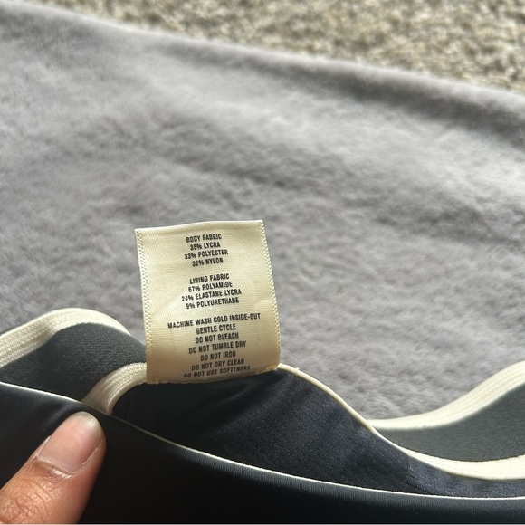 SOLD—Tracksmith NDO Tights in Black - Picture 8 of 11